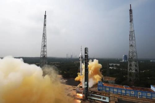 هند پرواز آزمایشی با هدف ارسال فضانورد انجام داد