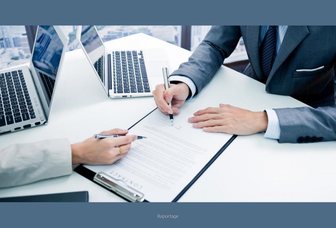 استخدام نیروی کار حرفه ای