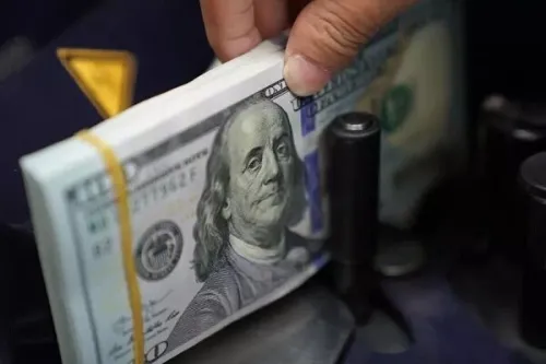 آغاز فعالیت صندوق های ارزی از ماه آینده ۲ بانک بزرگ در آستانه دریافت مجوز